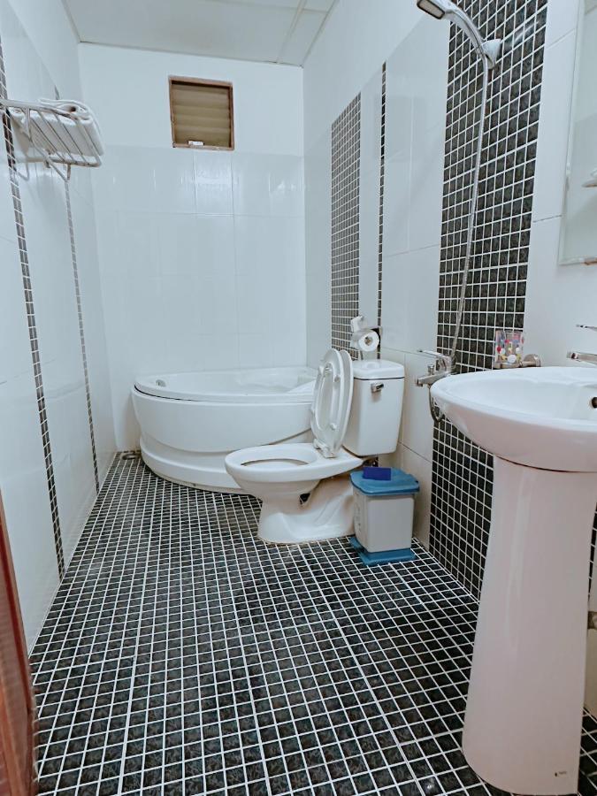 Truc Hoang Ha Hotel Tỉnh Kontum Екстериор снимка