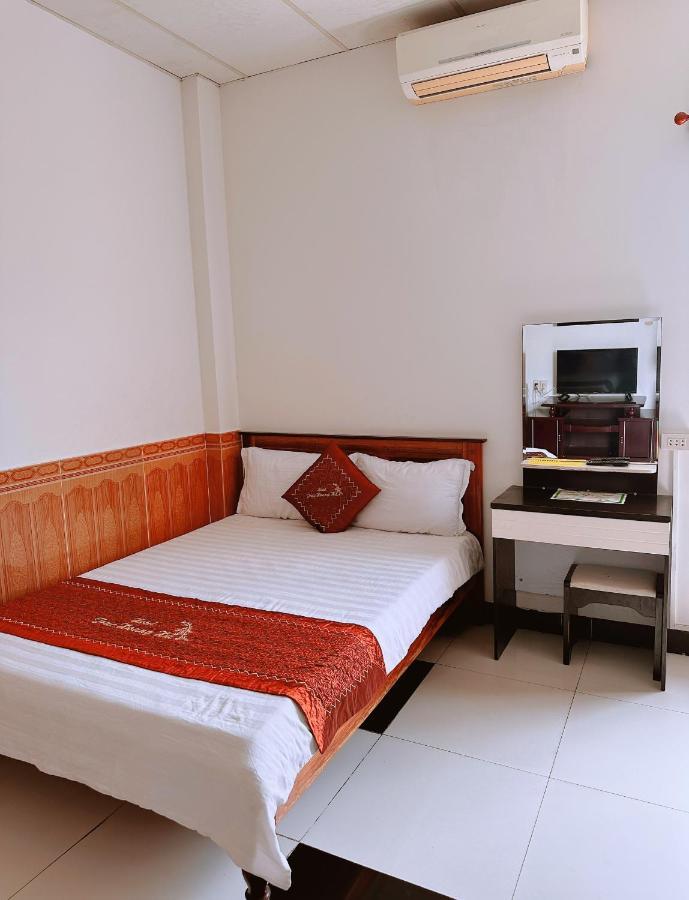 Truc Hoang Ha Hotel Tỉnh Kontum Екстериор снимка