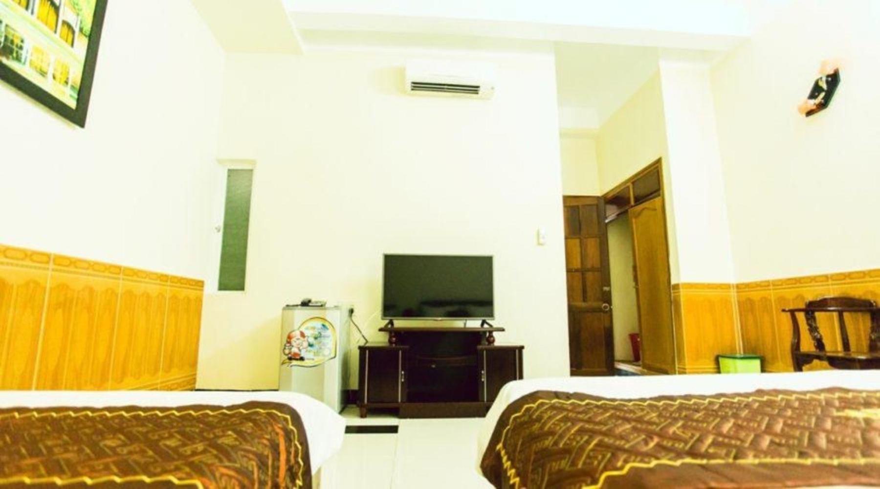 Truc Hoang Ha Hotel Tỉnh Kontum Екстериор снимка