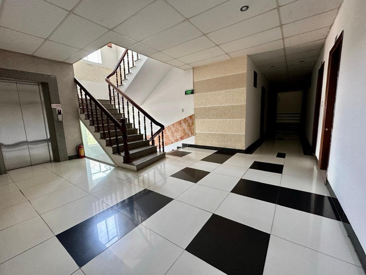 Truc Hoang Ha Hotel Tỉnh Kontum Екстериор снимка