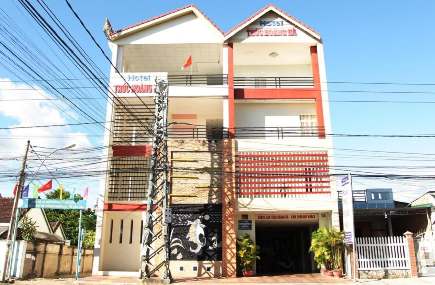 Truc Hoang Ha Hotel Tỉnh Kontum Екстериор снимка